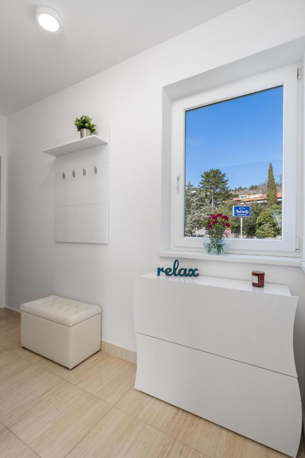 Luxury Studio Apartment Honeymoon Selce Esterno foto
